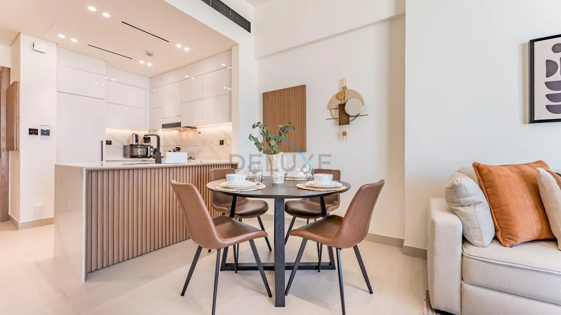 City Views 1Br Near Community Park With Private Balcony, Binghatti House, Jumeirah Village Circle By Deluxe Holiday Homes Dubai Birleşik Arap Emirlikleri